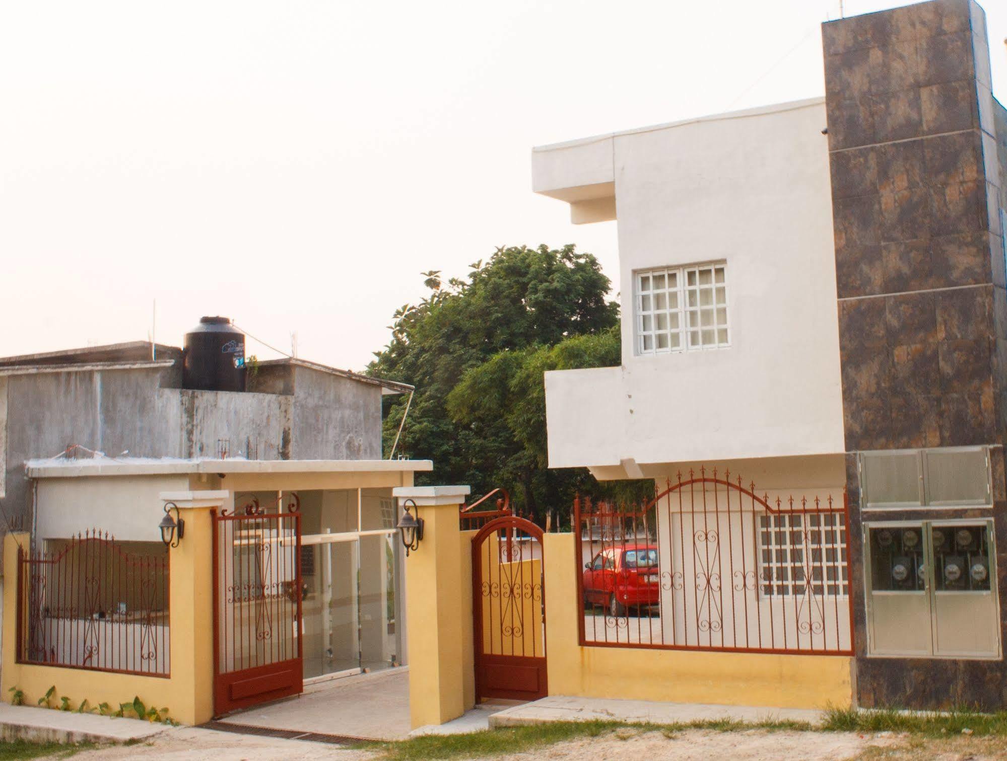 Rosvel Hotel Palenque Exterior photo