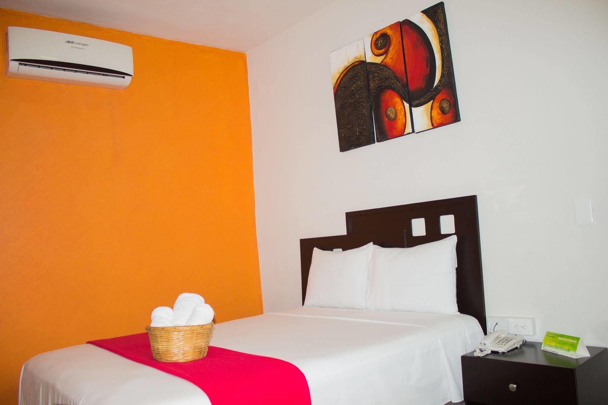 Rosvel Hotel Palenque Exterior photo